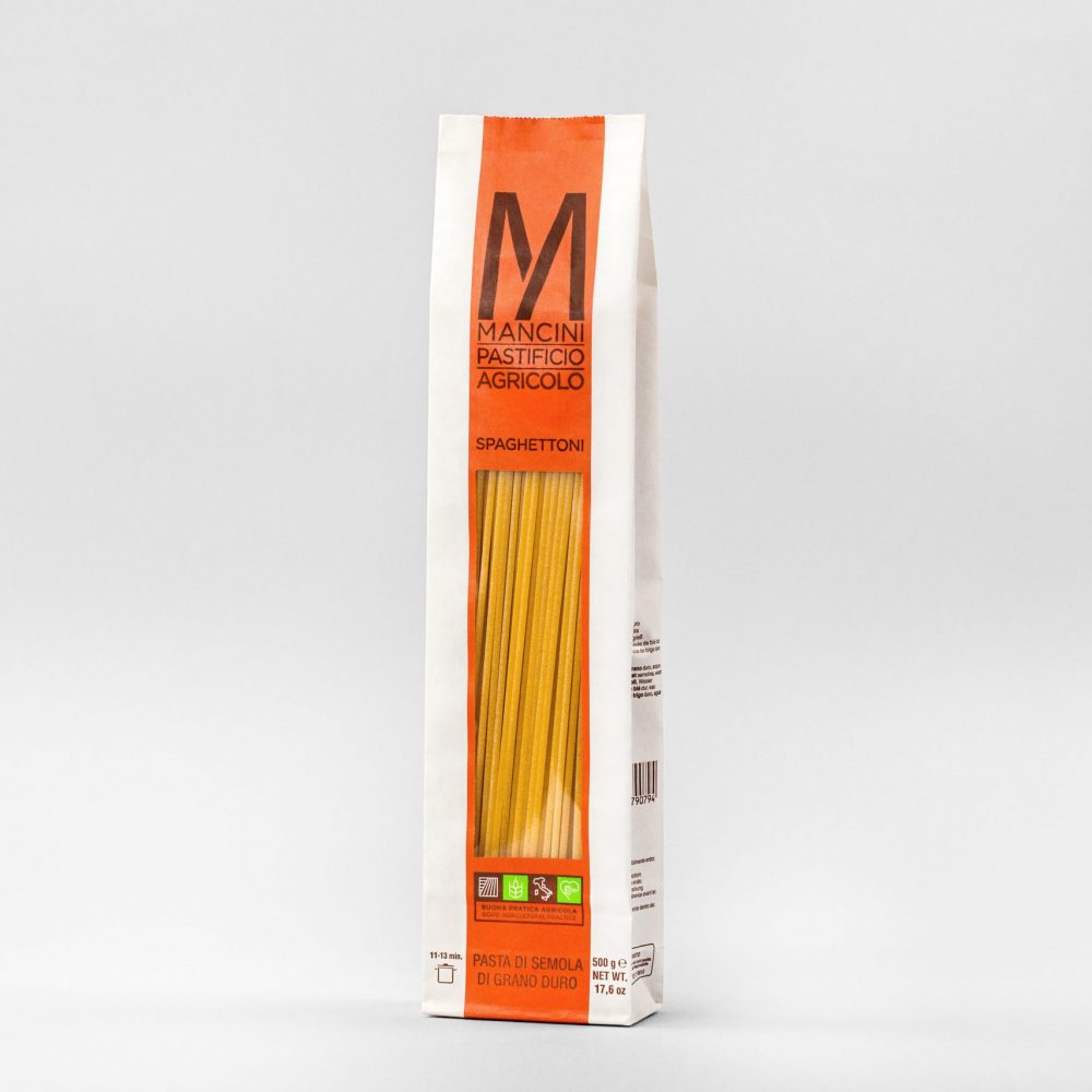 Gli spaghettoni di pasta Mancini